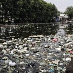Tumpukan Sampah Penuhi Waduk Badovc, Warga Kosovo Resah
