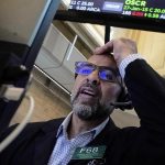 Investor Panik: Dow Jones Turun Ke Level Terendah 2026