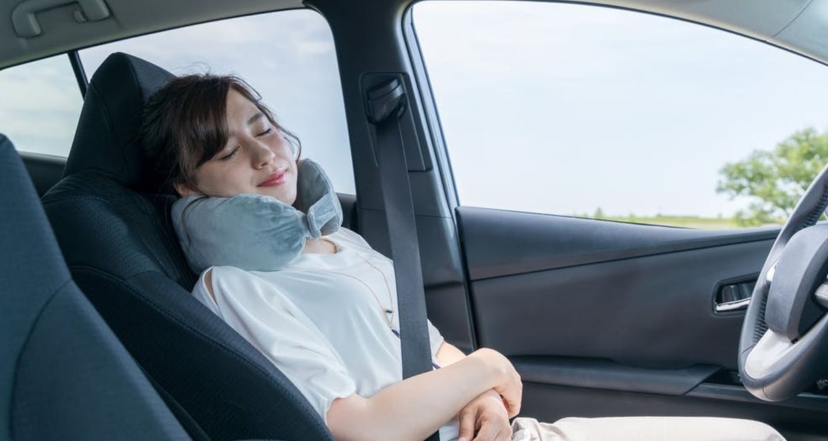 Sering Tidur Di Mobil Dengan AC Nyala? Ini Dampak Buruknya!