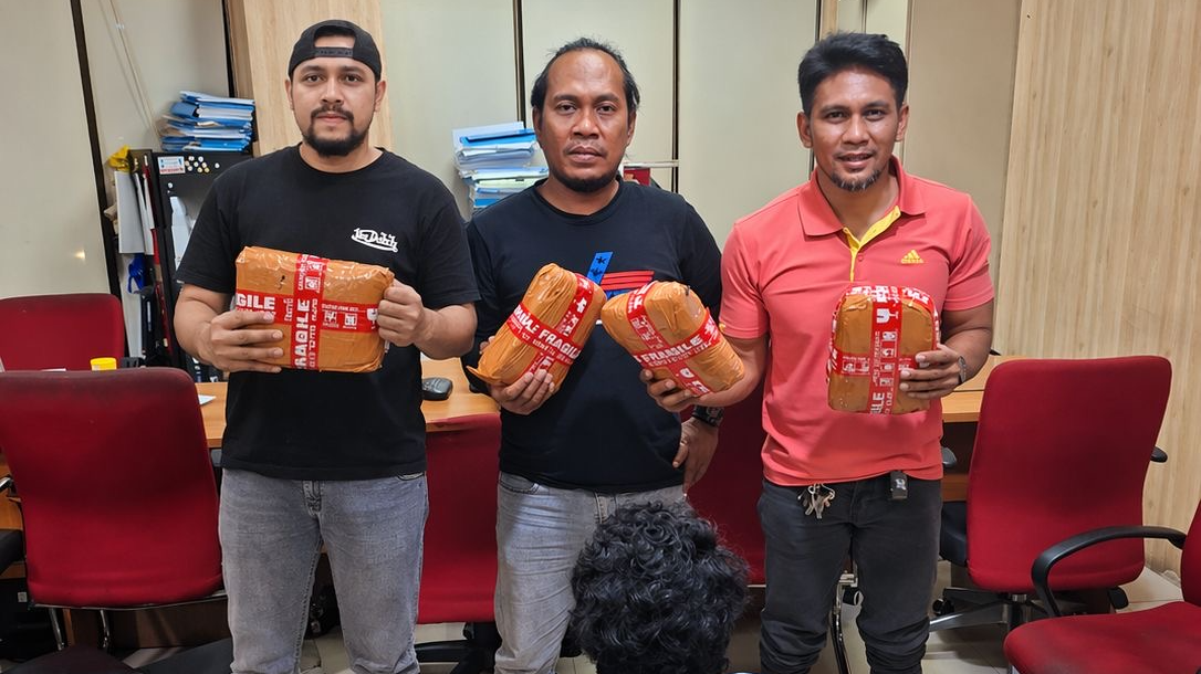 Penangkapan Di Tanah Abang, Narkoba Diambil Dari Ekspedisi