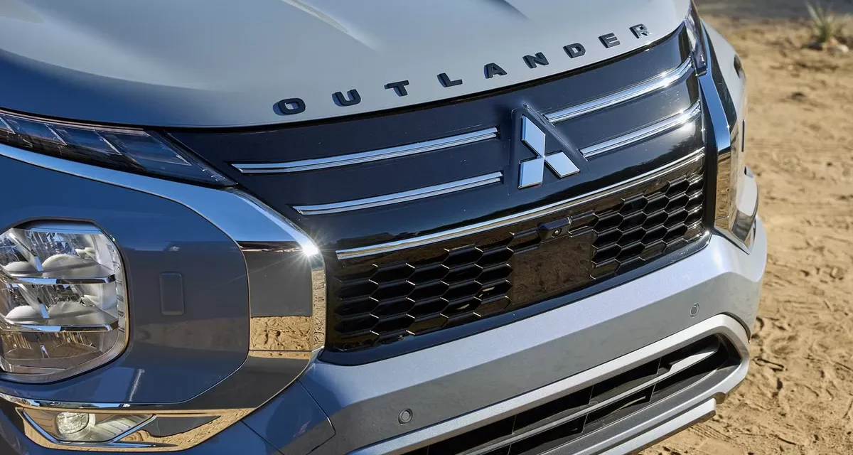 Lebih Canggih Dan Irit, Outlander Hybrid Pakai Mesin Turbo Baru