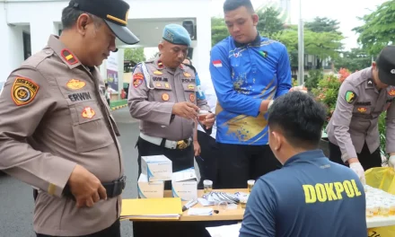 Kapolres Tangsel Tegaskan Disiplin, Cek Urine Tanpa Pengecualian