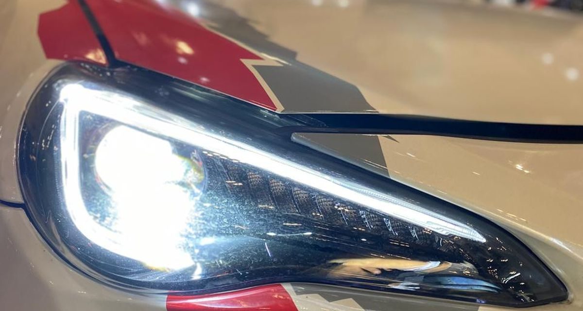 Lampu Biled Hemat Energi Dengan Cahaya Terang Maksimal