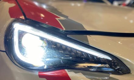Lampu Biled Hemat Energi Dengan Cahaya Terang Maksimal