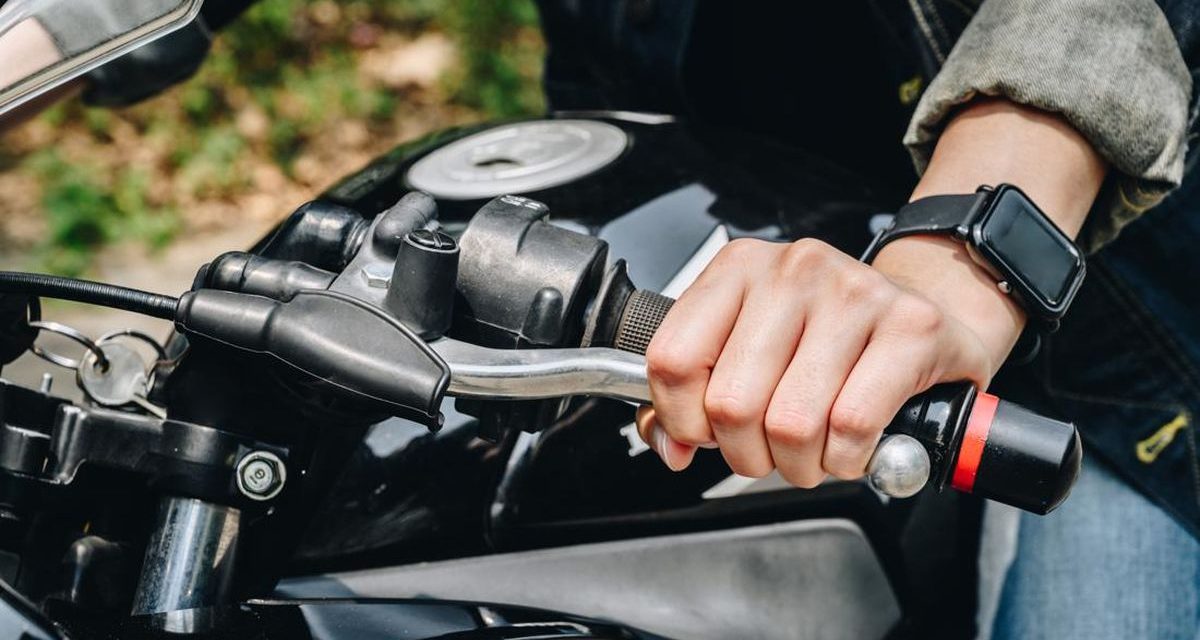 Kopling Hidrolik Pada Motor Mempunyai Kelebihan & Kekurangan