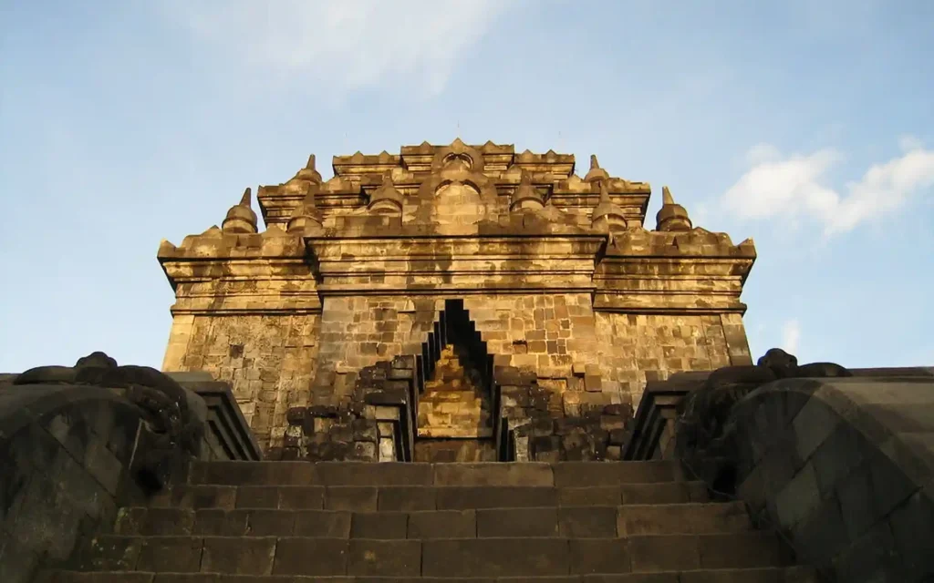Bangunan Candi Mendut Keindahan Artistik Dan Makna Historis