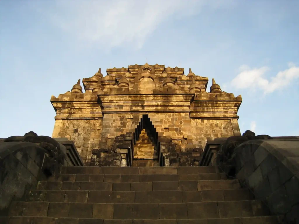 Bangunan Candi Mendut