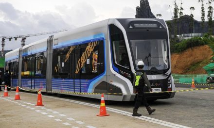 Transportasi Untuk Travel Menentukan Pilihan Nyaman Dan Efisien