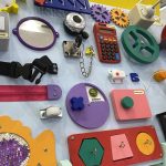 Busy Board Untuk Stimulasi Motorik Halus Anak